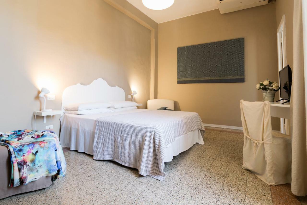 BluLassù City Center Rooms Cagliari Chambre photo