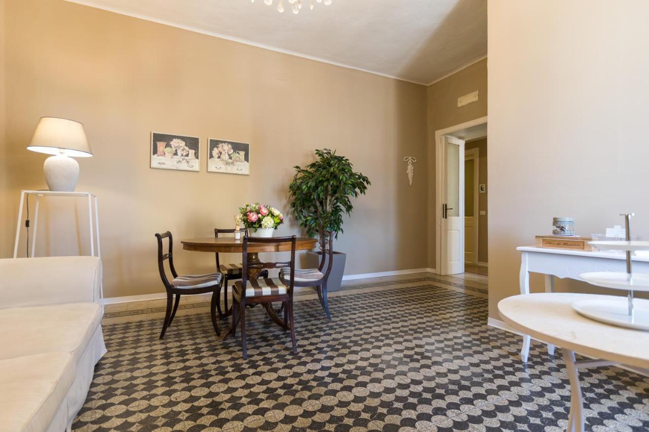 BluLassù City Center Rooms Cagliari Extérieur photo
